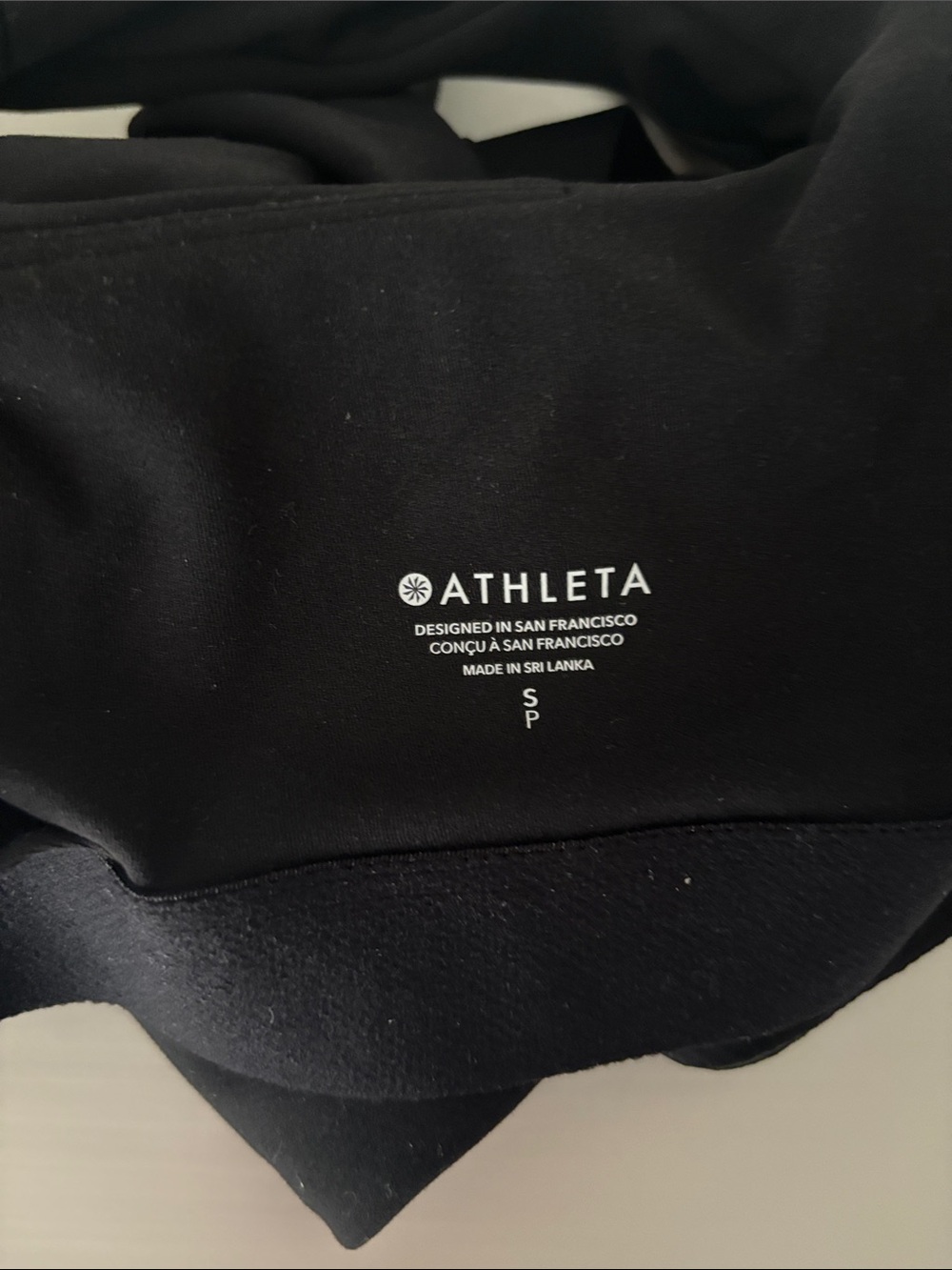 Athleta Black Twist-Back Sports Bra Crop - Picture 3 of 3